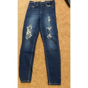 Pair of 4 size 11 girls jeans. 3 pair mudd 1 pair Arizona